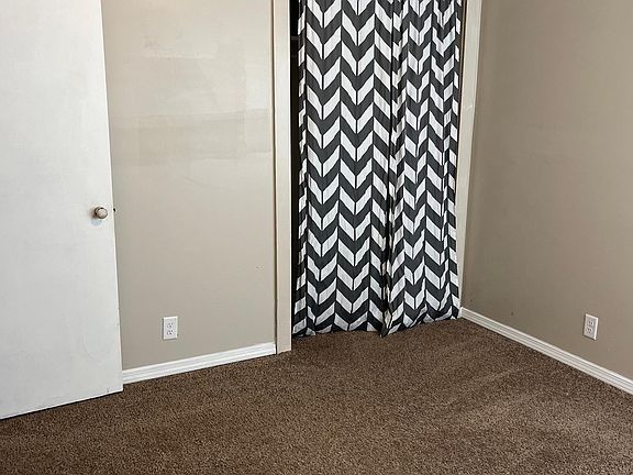 5th image of 1706 Highland Dr