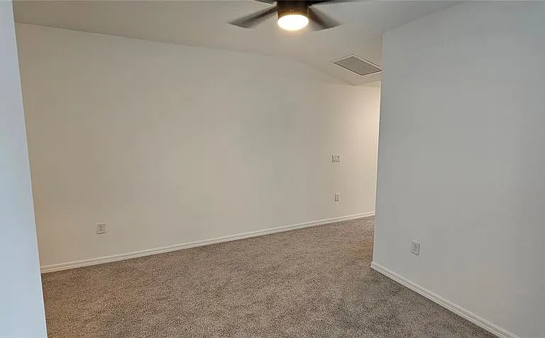 4012 Via Sienna Cir — Photo 12