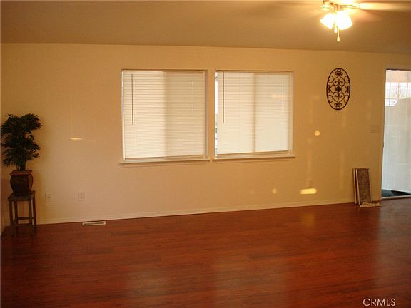 5th image of 1761 W Johnston Ave