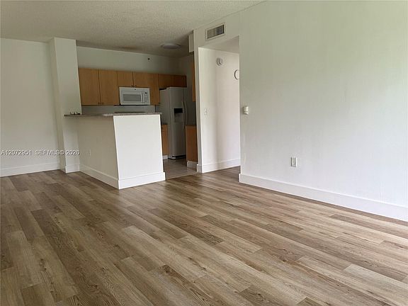 5th image of 8010 N Nob Hill Rd APT 108