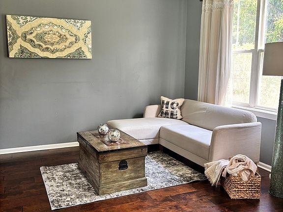 5th image of 304 Grand Ridge Rd #304