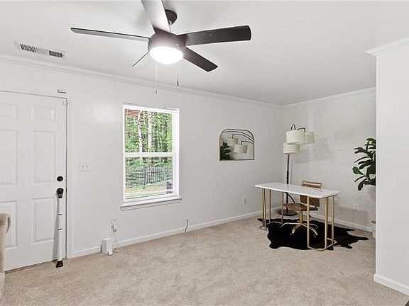5th image of 6720 Stoneleigh Way #9