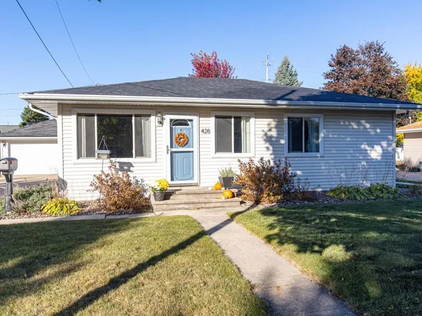 428 S James St, Kimberly, WI 54136