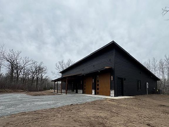 3rd image of 12161 Nature Rd NW