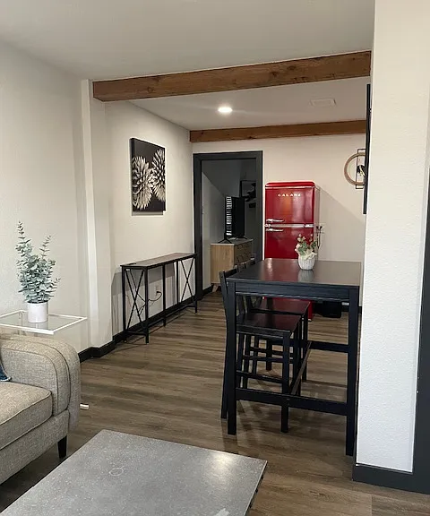 Entry to kitchen