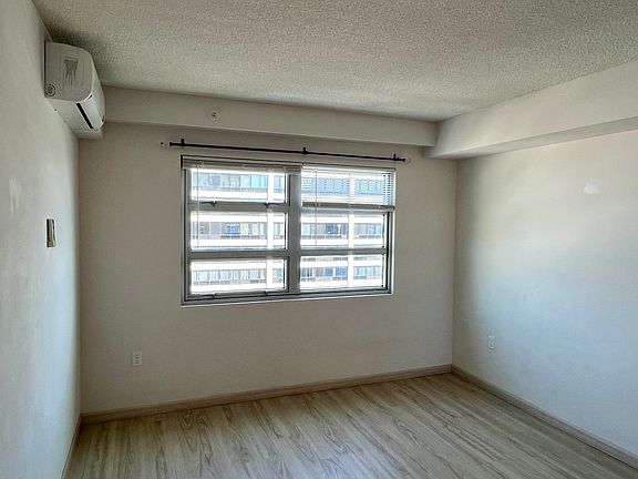 4th image of 801 South St APT 3324