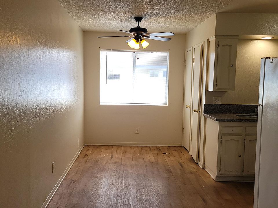 2nd image of 4612 E Inyo Ave #202
