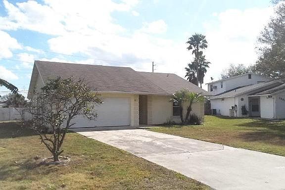 2nd image of 1270 Windway Cir