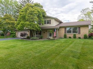 931 New England Ave, Centerville, OH 45429