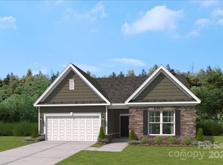 900 Exeter Dr, Sherrills Ford, NC 28673