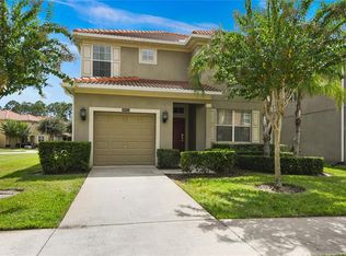 8922 Bismarck Palm Rd, Kissimmee, FL 34747