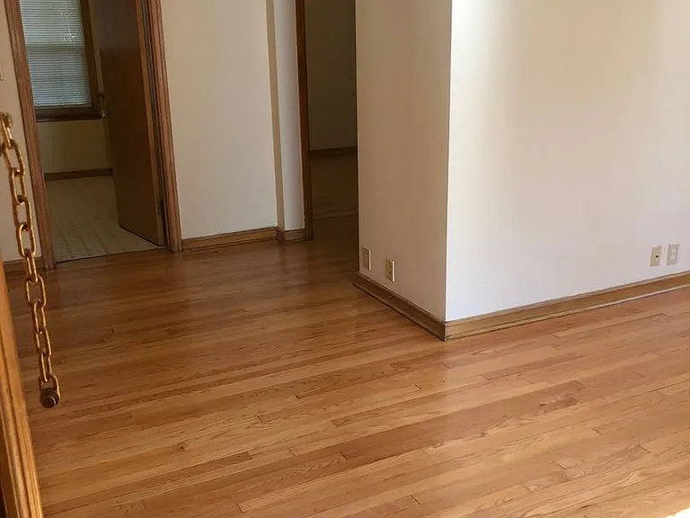 7608 Eagle St — Photo 34