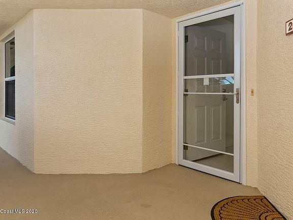 2nd image of 551 Casa Bella Dr Unit 203