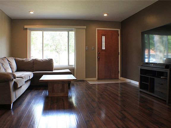 4th image of 6510 Aylesworth Dr