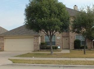 2917 Hollow Valley Dr, Fort Worth, TX 76244