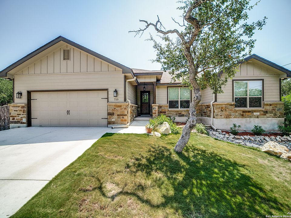1st image of 710 LAZY OAKS DR