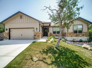 710 Lazy Oaks Dr, Canyon Lake, TX 78133