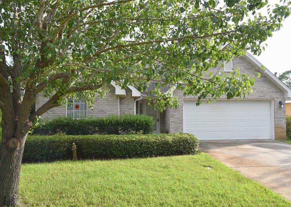 2nd image of 49 Lake Front Dr