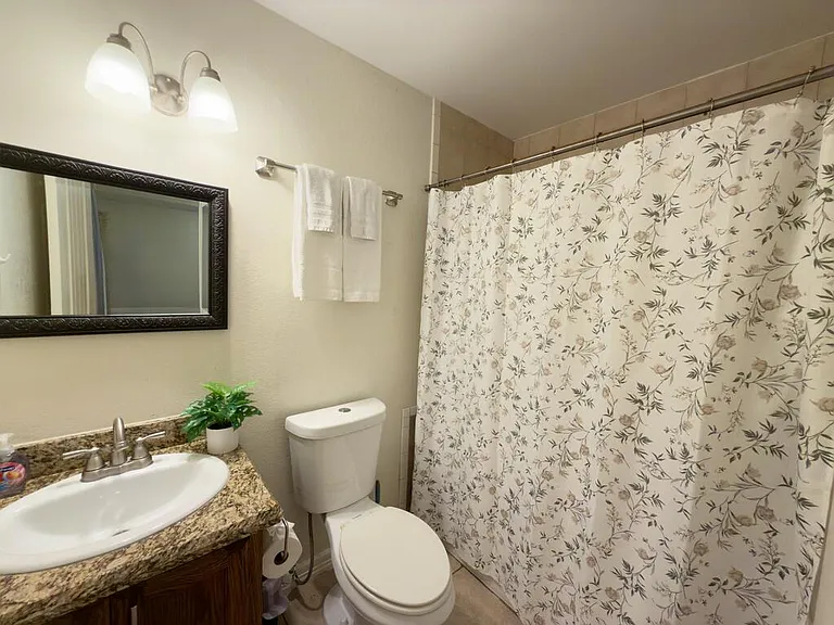 6621 Garden Woods Ave #B — Photo 12