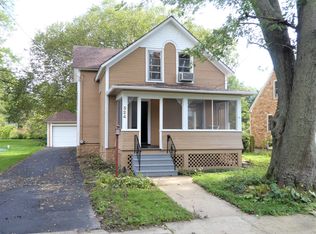 524 McKinley St, Batavia, IL 60510