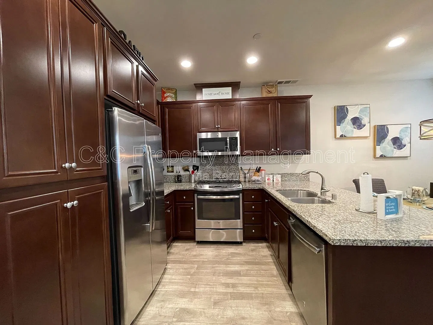 2 bed, 2.5 bath, 1336 sqft, $2,600 — Photo 4