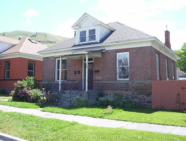 1st image of 728 Monroe St #A
