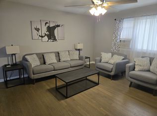 958 E 85th St APT 1E, Chicago, IL 60619