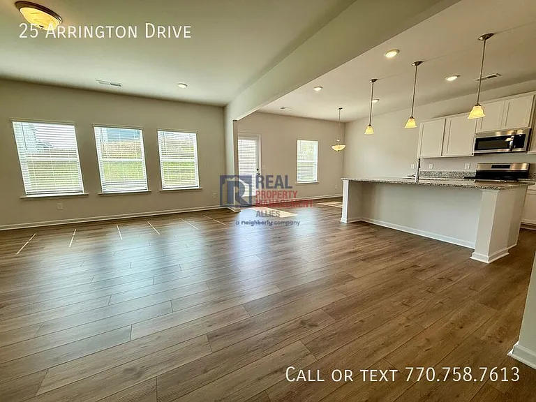 25 Arrington Dr — Photo 5
