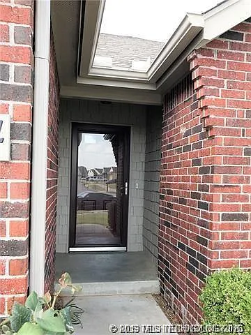 3 bed, 2.0 bath, 1272 sqft, $1,465 — Photo 4