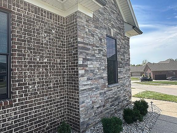 5th image of 2318 Champion Hill Pl