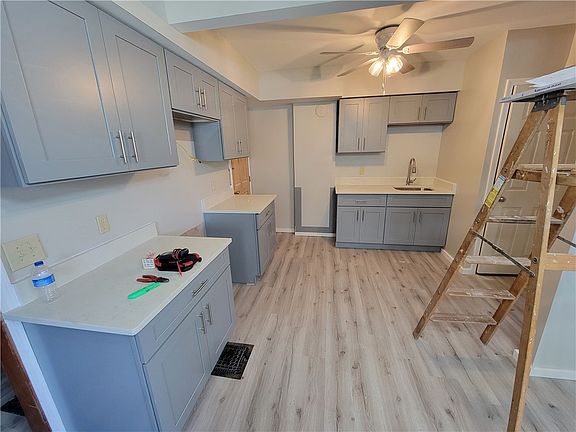 3rd image of 134-136 E Main St