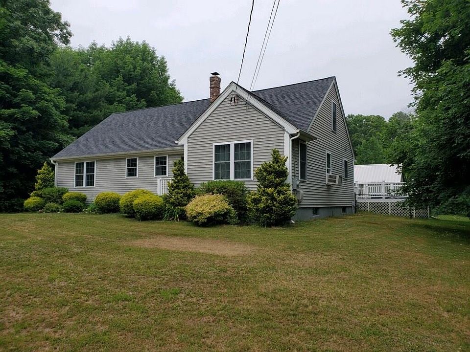 2nd image of 776 S Main St
