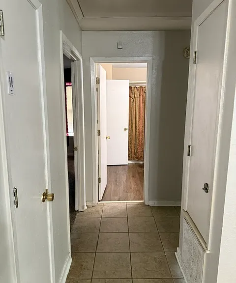 4735 Robinson Road Ext #1 — Photo 7
