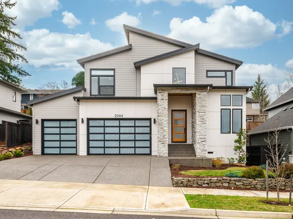 2044 NW 33rd Way, Camas, WA 98607