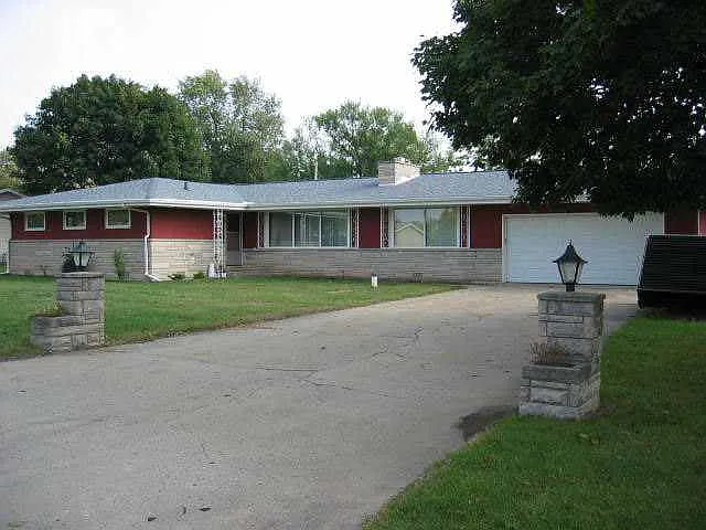 1407 W Bluebird Dr photo 1