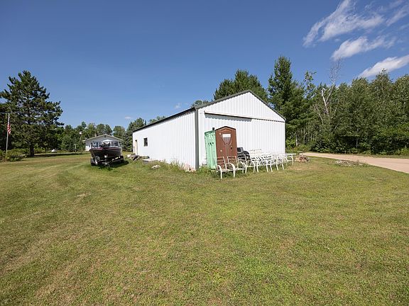 3rd image of 1958 Himark Ln NE