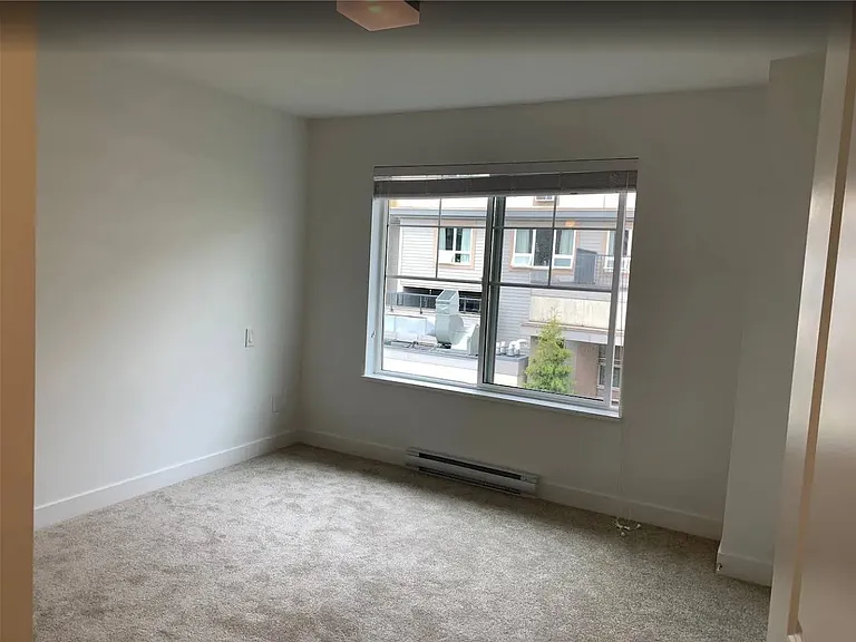20487 65th Ave #8 — Photo 6