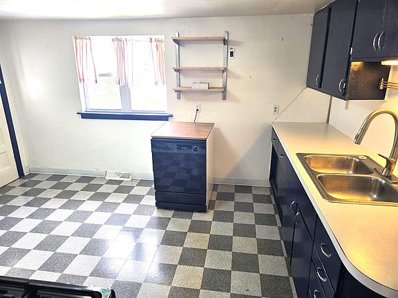 5th image of 804 19th St