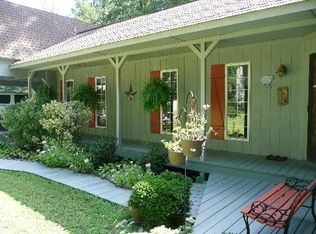 246 S Glebe Rd, Montross, VA 22520