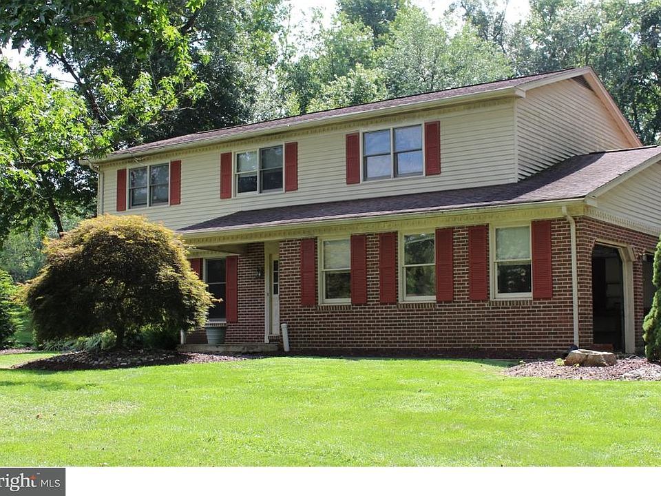 1st image of 101 Nina Ct