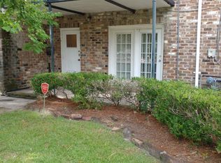 25 E 67th St APT 1, Savannah, GA 31405