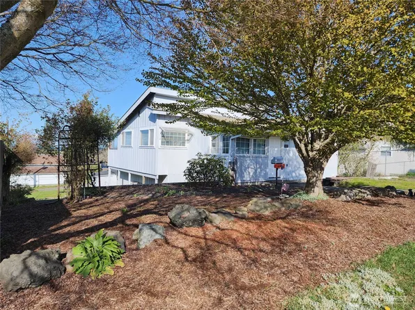 1027 E 8th Street, Port Angeles, WA 98362