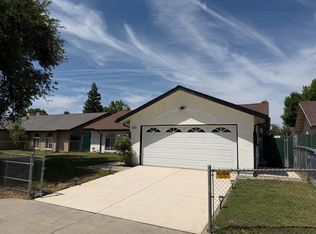 3383 N Forestiere Ave, Fresno, CA 93722