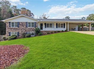 5120 Merry Ln, Gainesville, GA 30504