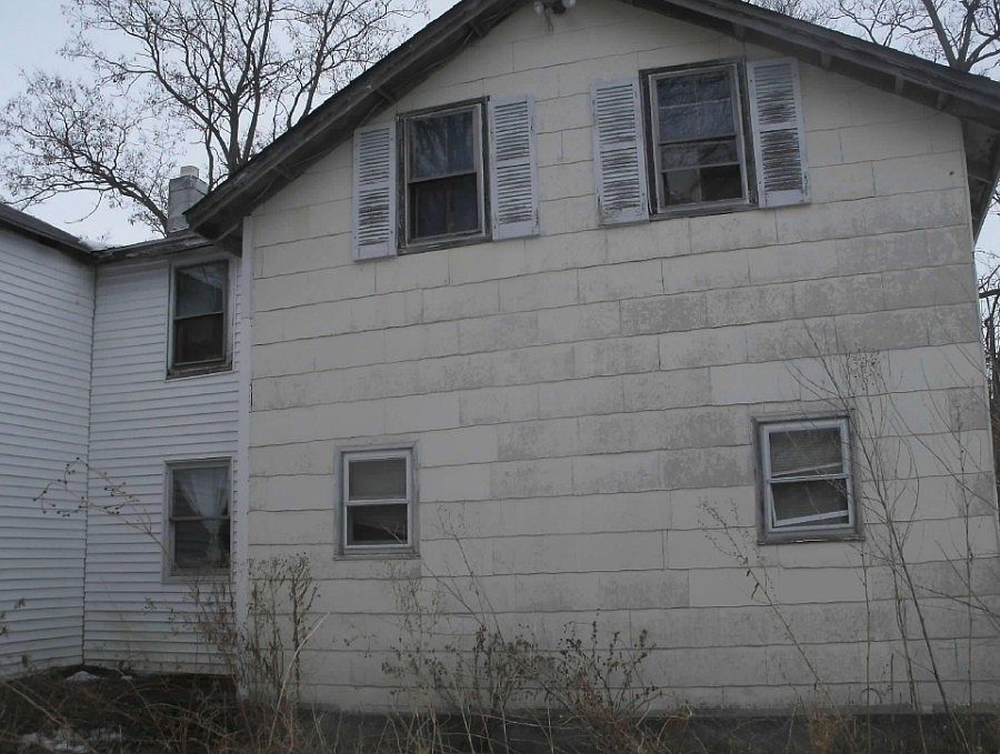 2nd image of 2984 Pole Bridge Rd