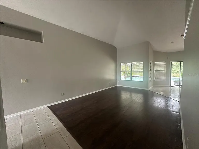 929 Rosinia Ct — Photo 23
