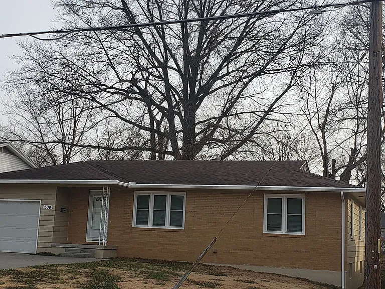 309 S Mitchell St — Photo 1