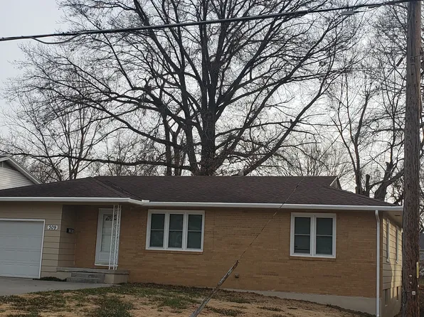 309 S Mitchell St, Warrensburg, MO 64093