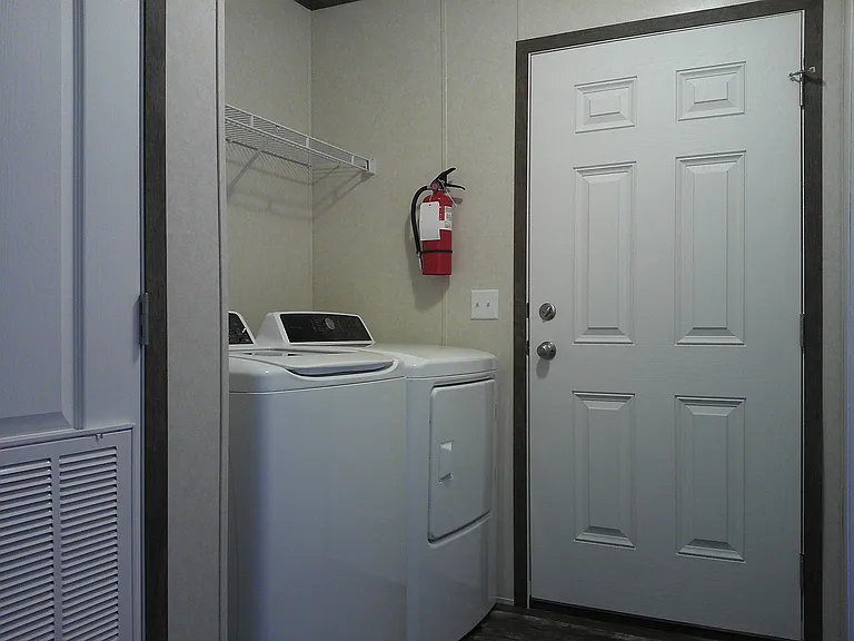 252 Spruce Ave — Photo 24