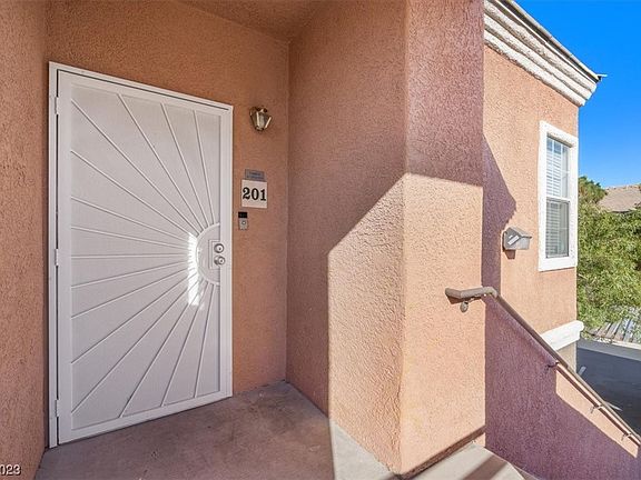 3rd image of 7717 Himalayas Ave Unit 201